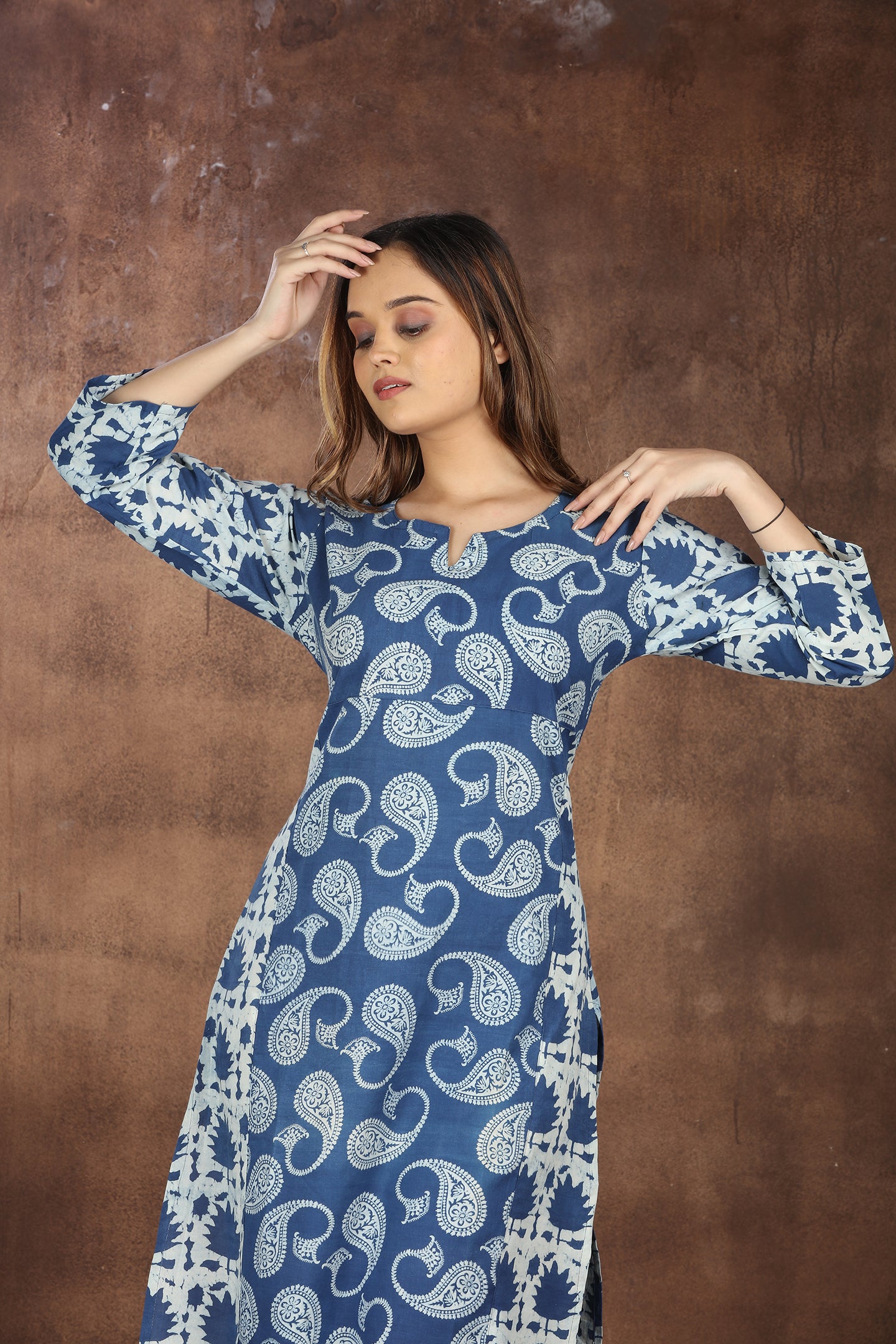 RESHA printed straight long kurta