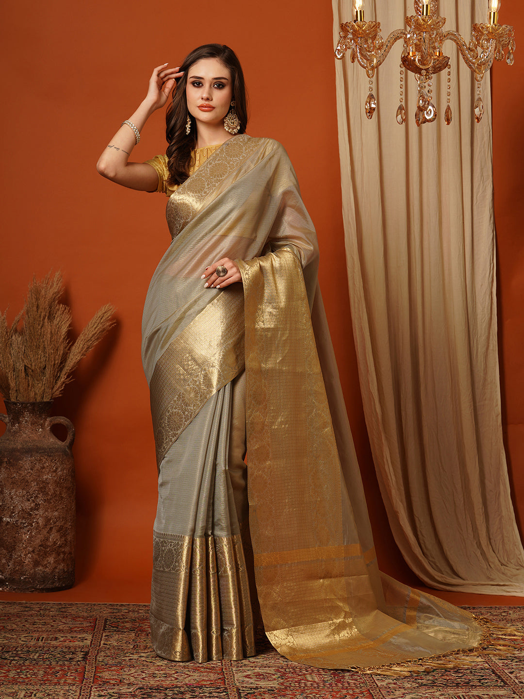 Women's Handloom Banarasi grey kota checkered tissue silk Saree With Zari Border