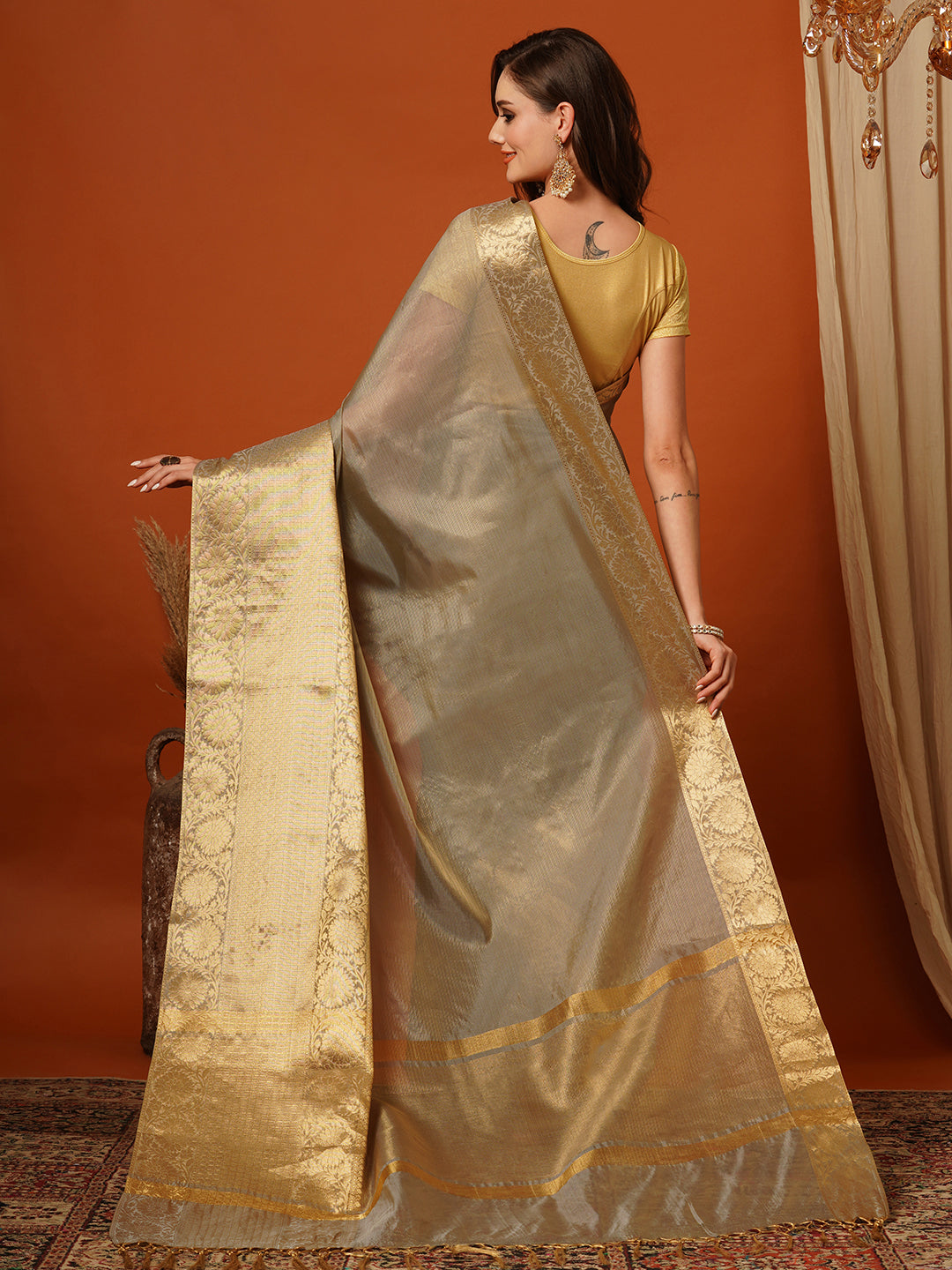 Women's Handloom Banarasi grey kota checkered tissue silk Saree With Zari Border