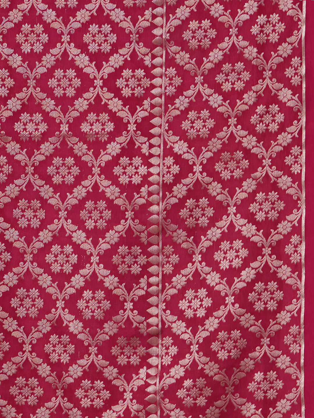 Women's Handloom Banarasi Pink Butta Saree With Jaali Zari Border