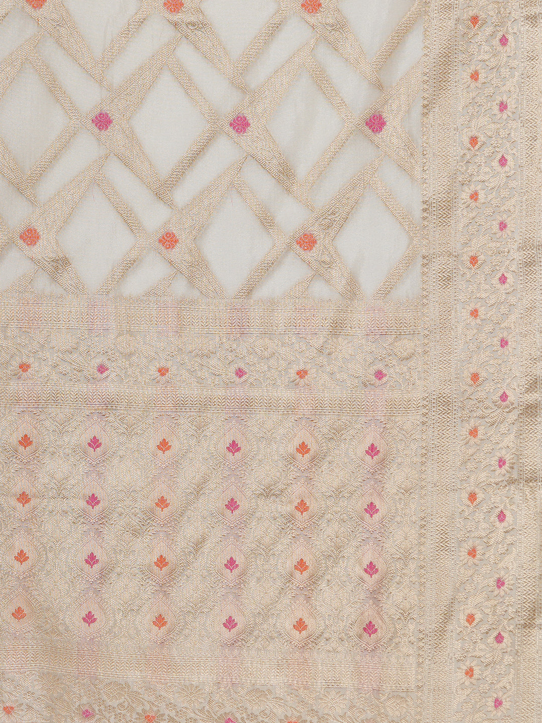 Women's Handloom Banarasi Cream Zigzag dupion silk Saree With Zari Border