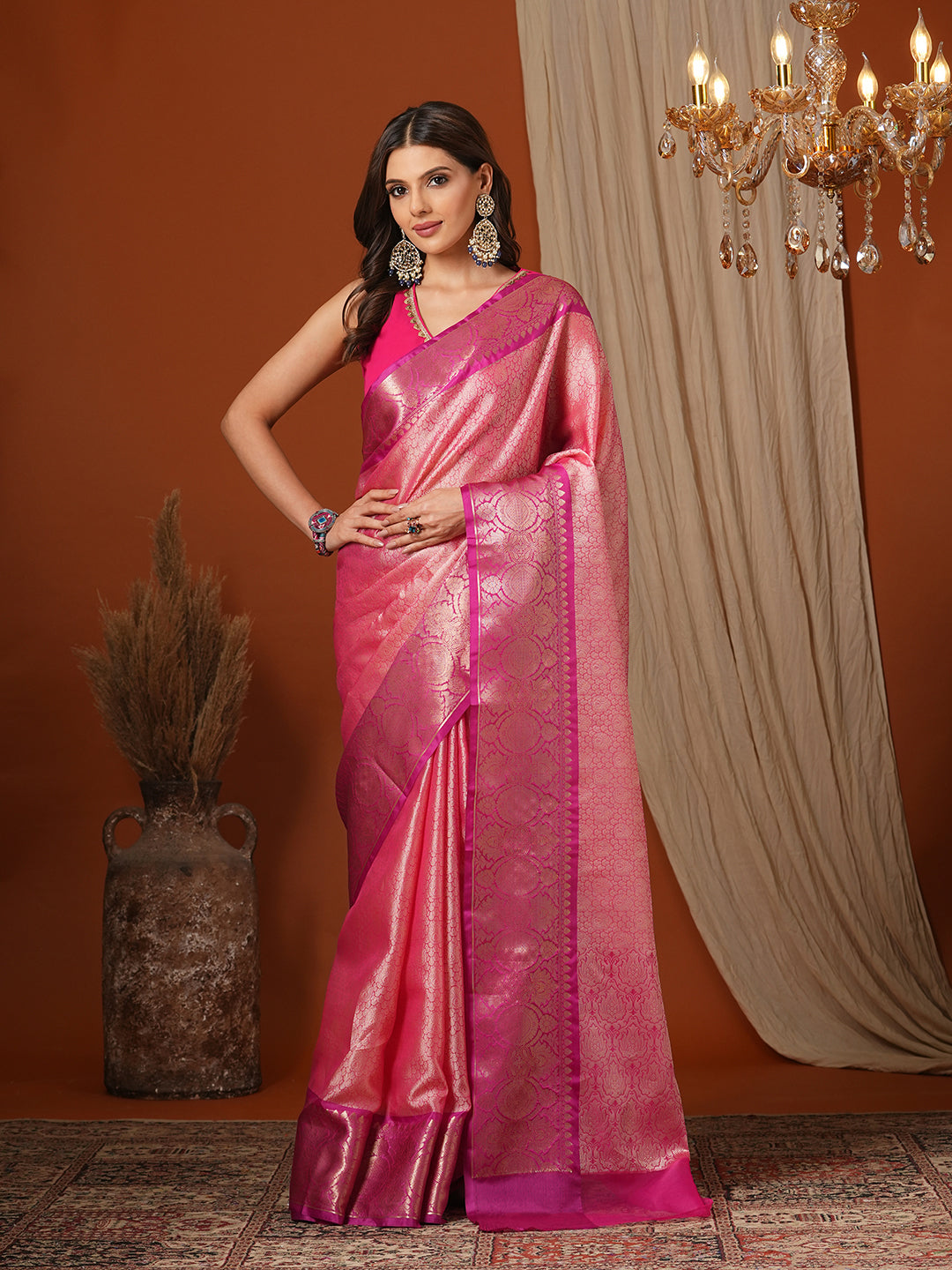 Women's Handloom Kora Muslin Tanchui Woven Pink saree with zari pallu