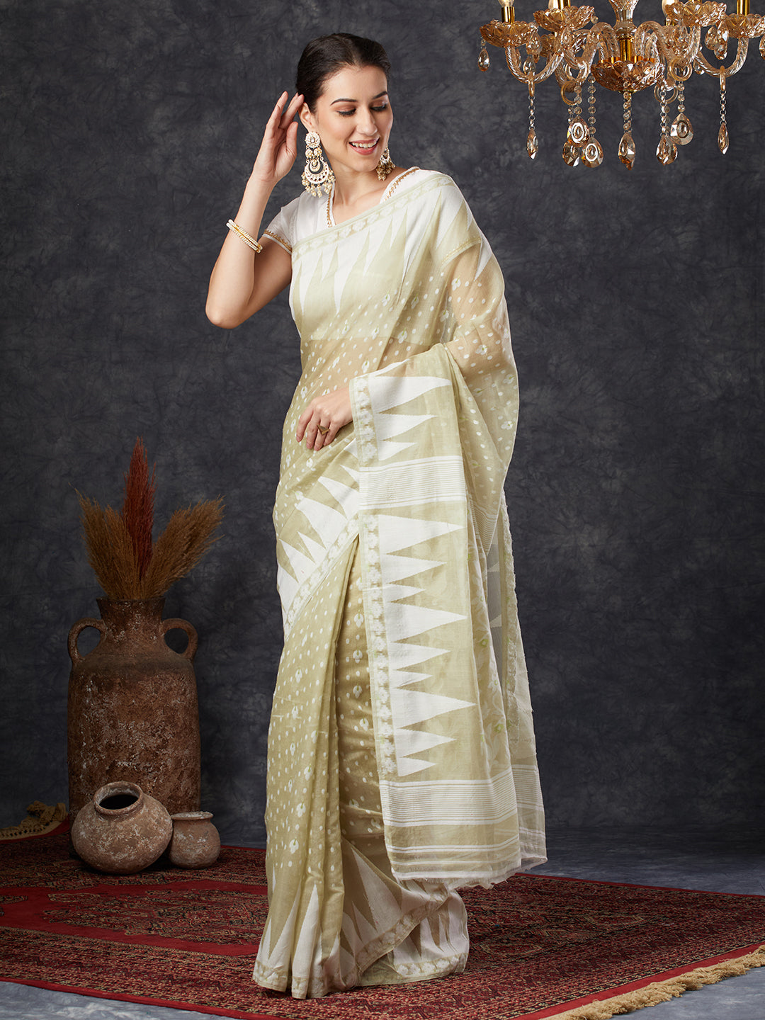 Women's Handloom Cotton Dhakai Jamdani Beige Saree with white Border