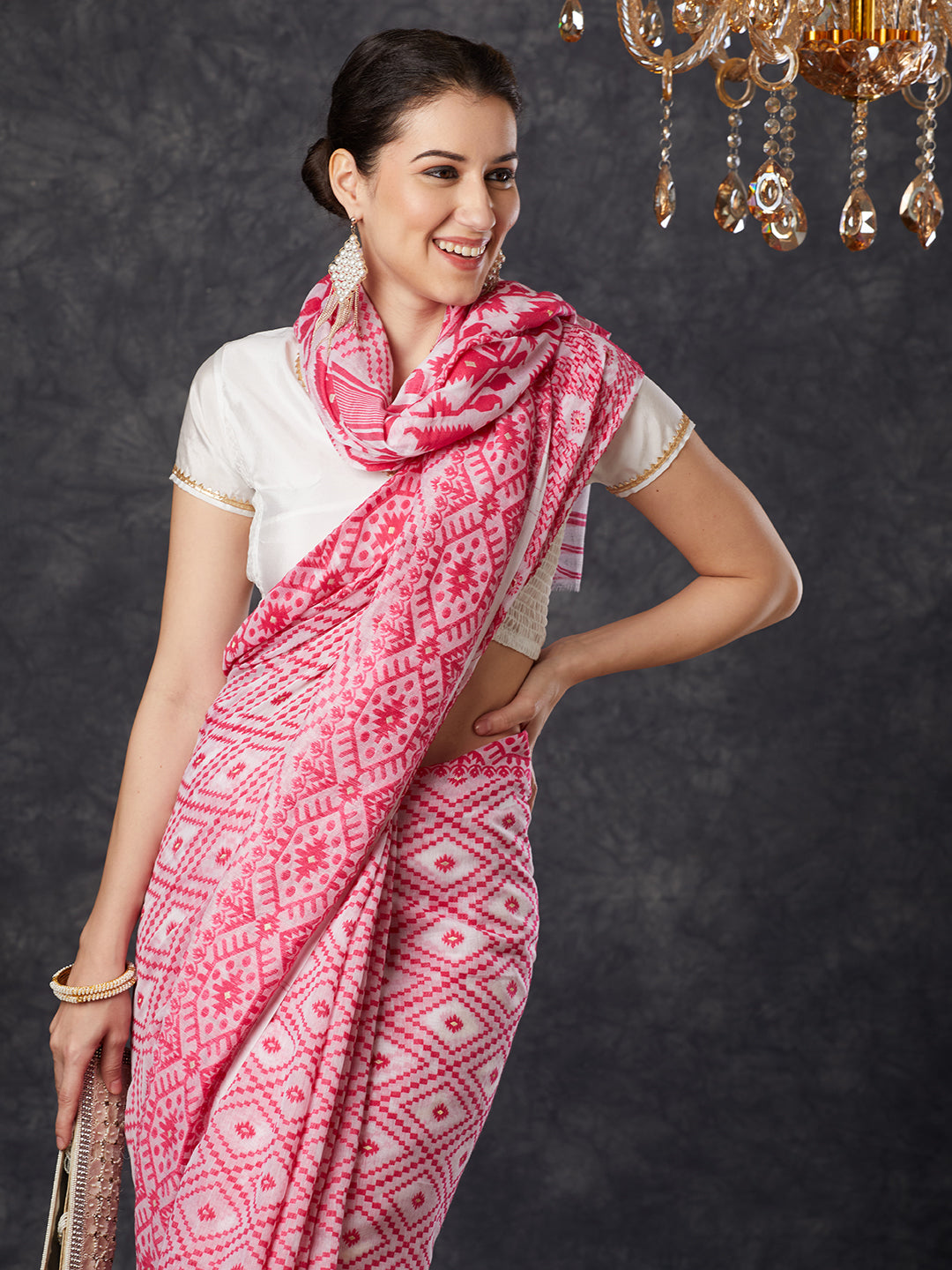 PAROKSH Women's Handloom Cotton Dhakai Jamdani pink Saree with geometric Border