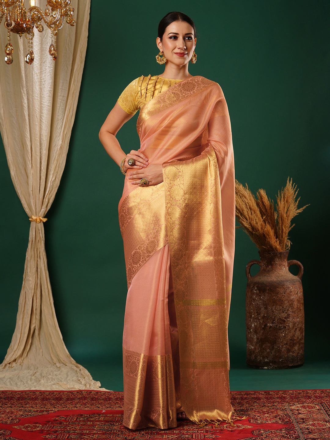 Women's Handloom Banarasi pink kota checkered tissue silk Saree With Zari Border