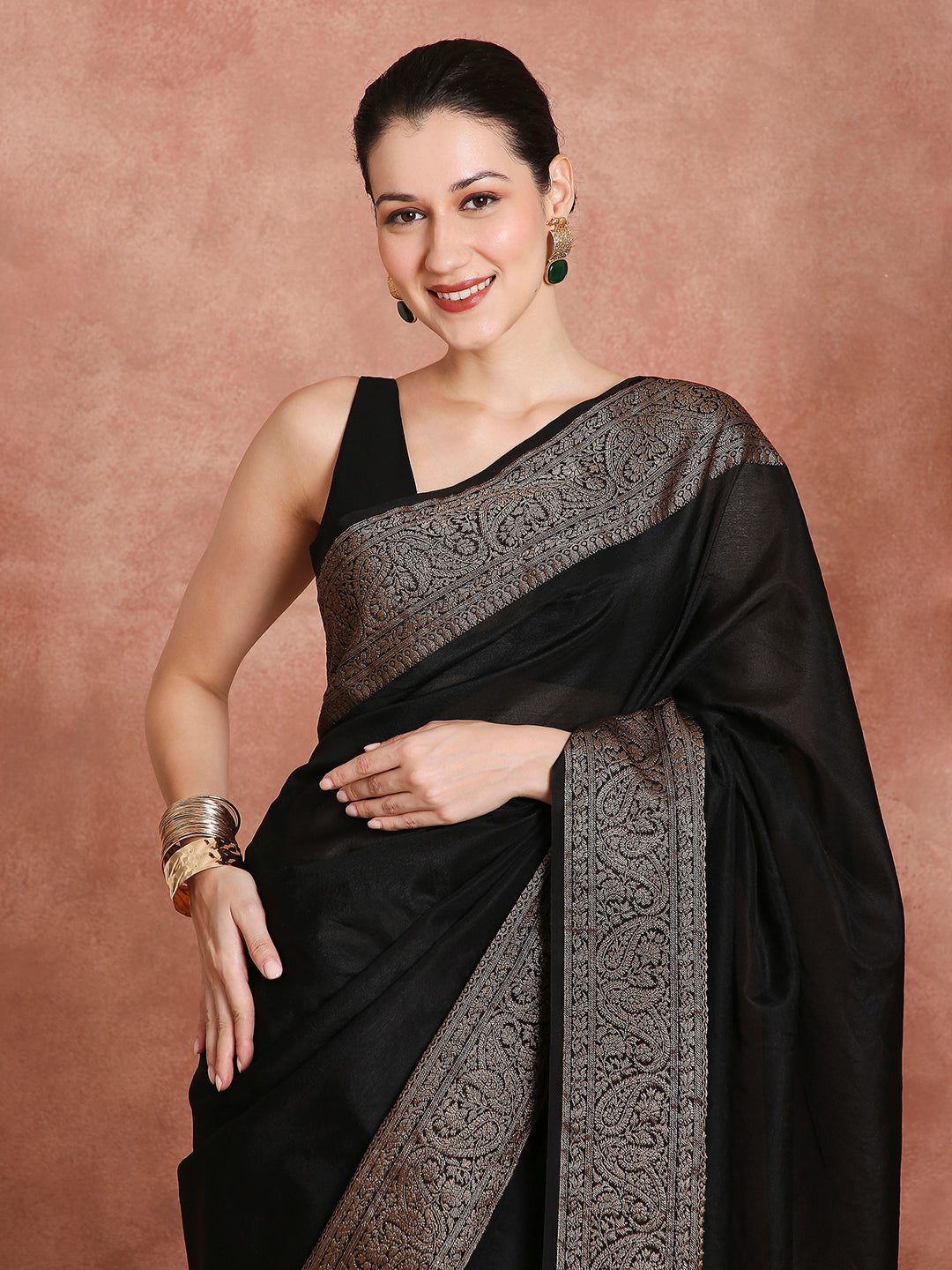 Womens's Handloom Kora Tissue Woven Black saree with zari pallu