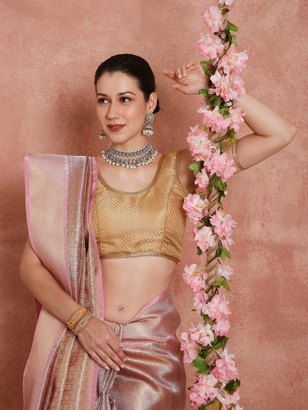 Womens's Handloom Kora Tissue Woven Golden saree with zari pallu