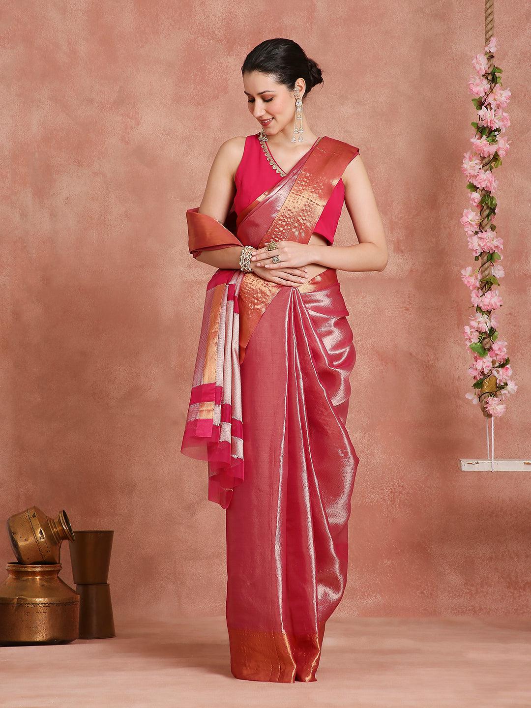 Womens's Handloom Kora Tissue Woven Pink Floral saree with zari pallu