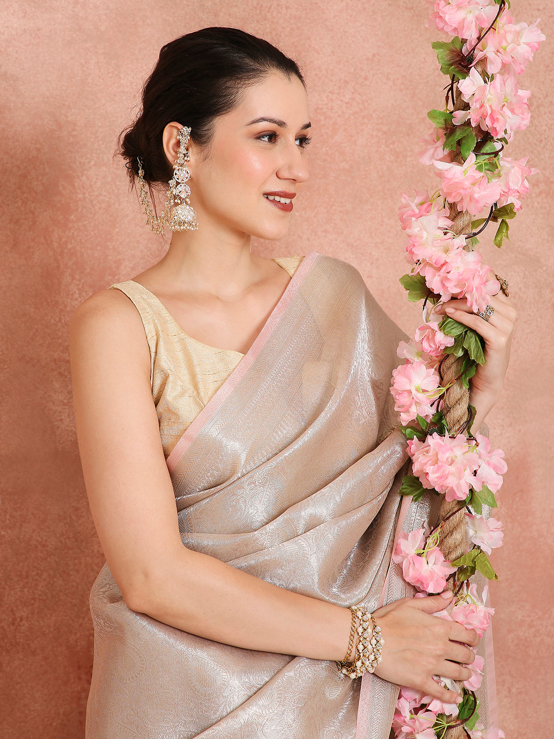 Womens's Handloom Kora Tissue Woven Orange saree with zari pallu