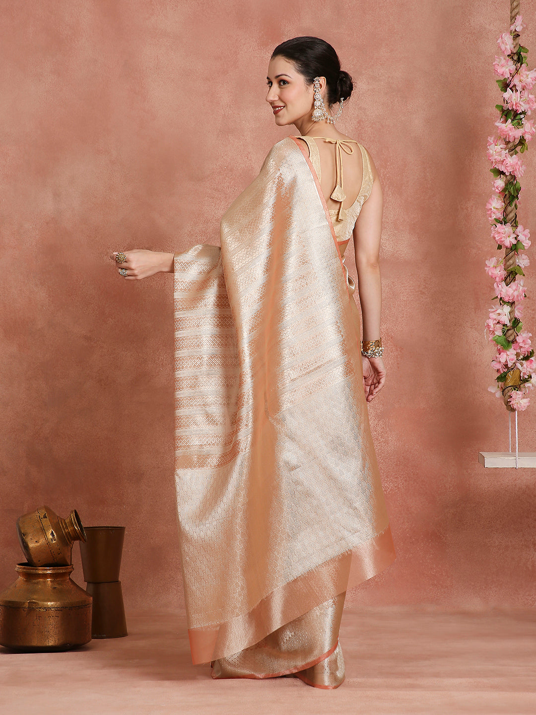 Womens's Handloom Kora Tissue Woven Copper saree with zari pallu
