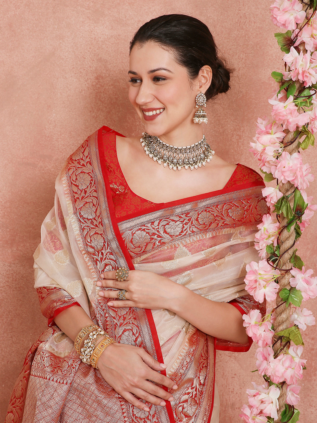 Womens's Handloom Kora Tissue Organza Woven Off-white saree with zari red pallu