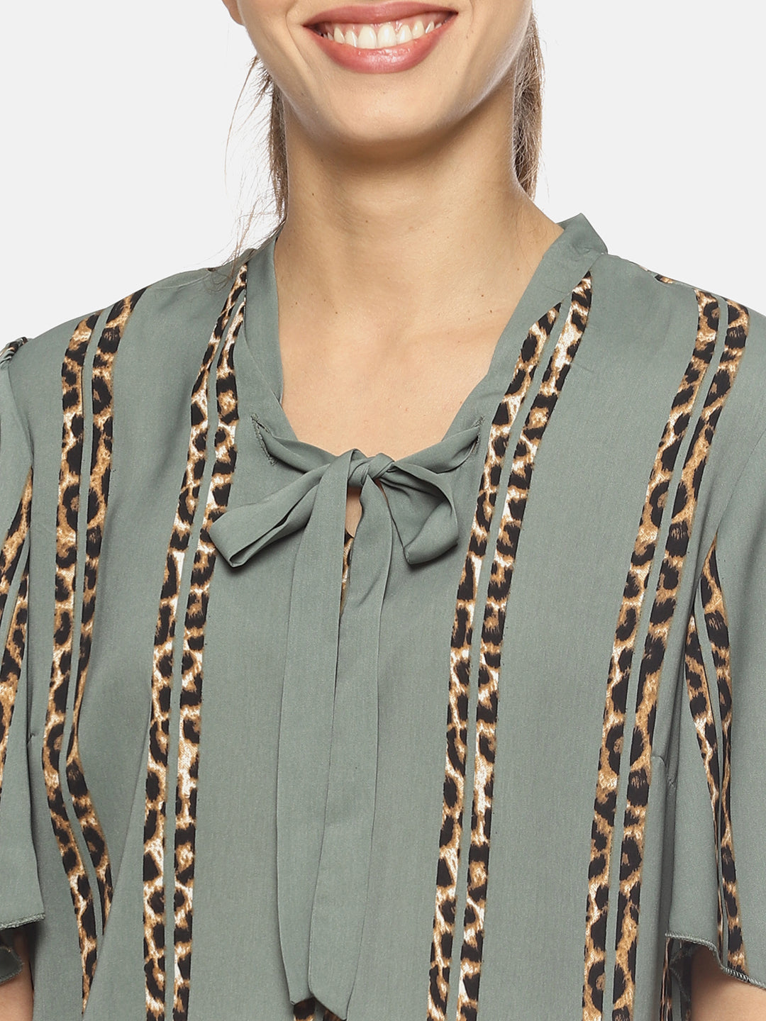 SAHORA Women grey striped Top