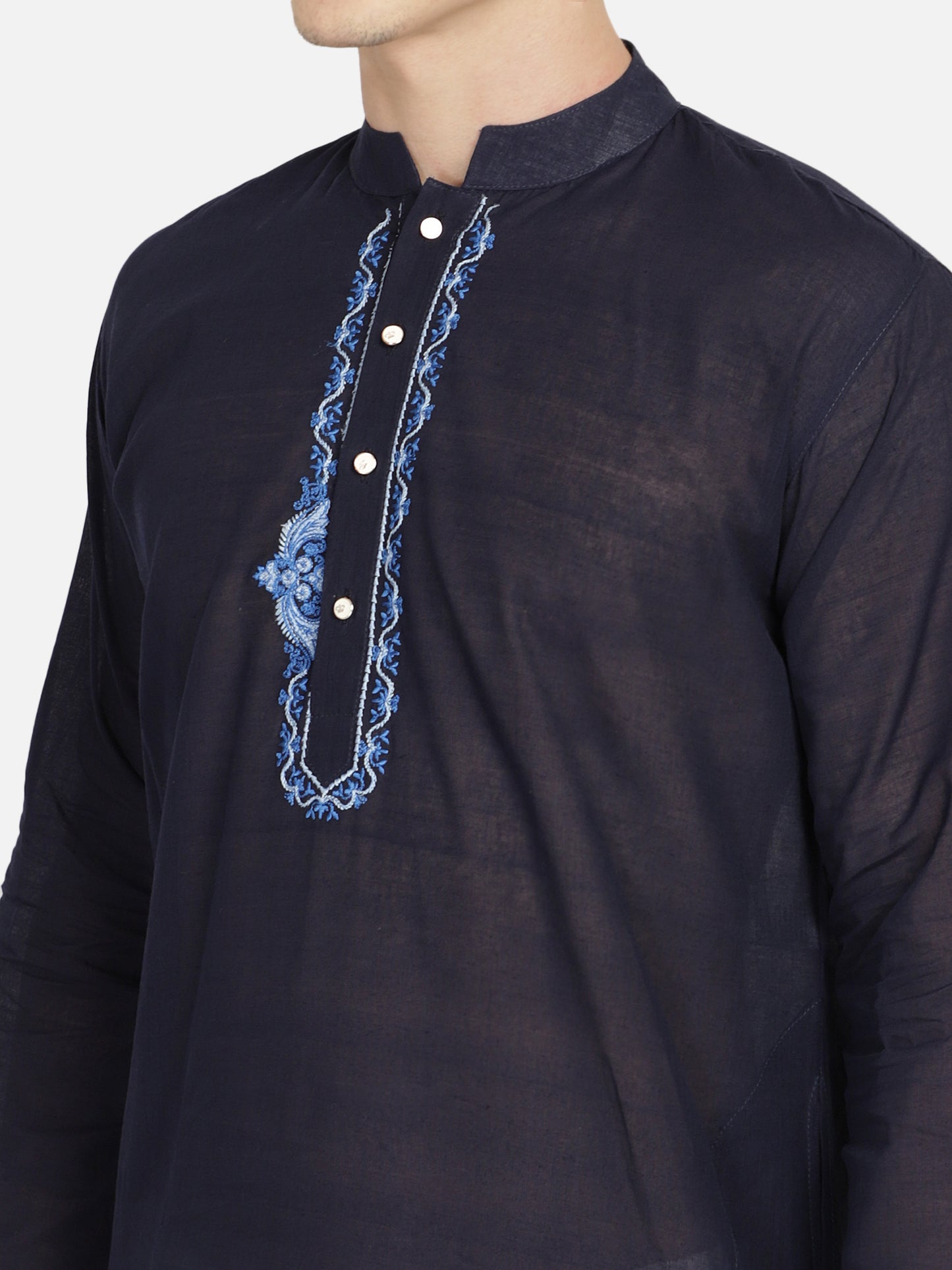 PAROKSH Men Navy Blue & White Embroidery long Kurta