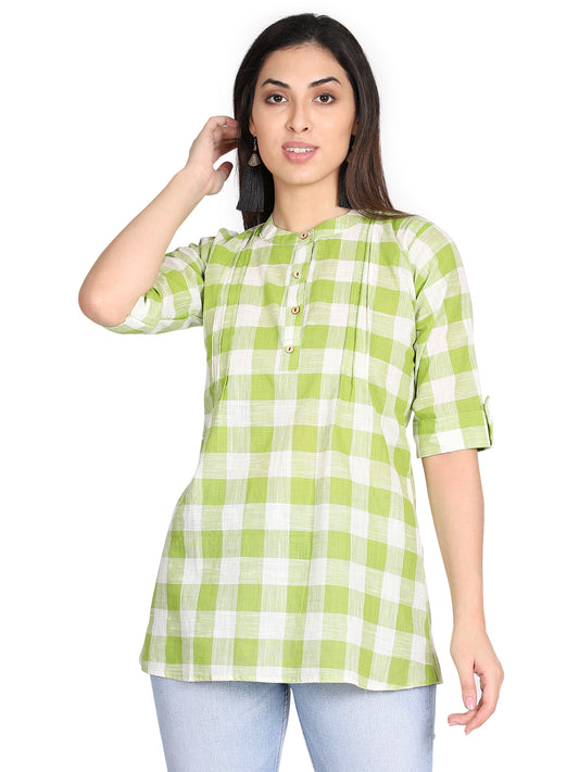 Resha Women  Printed Straight Kurti