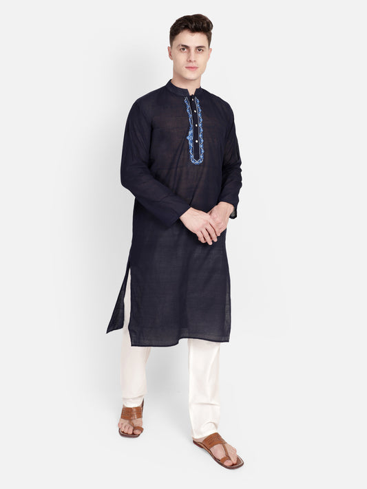 PAROKSH Men Navy Blue & White Embroidery long Kurta