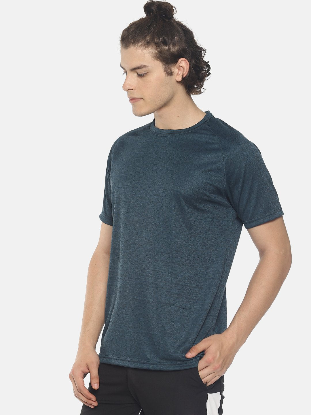 Men's solid cotton round neck T-shirt