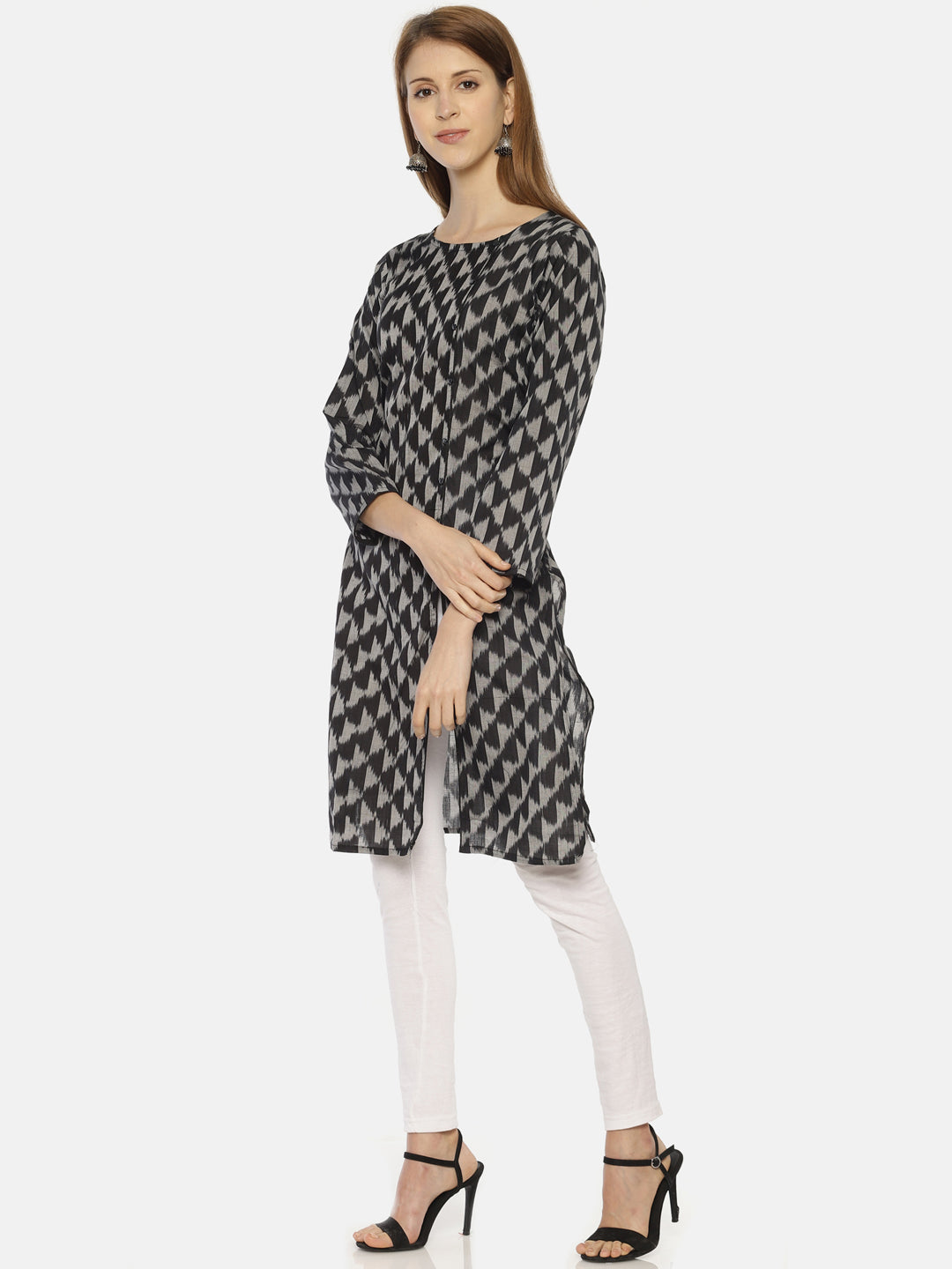 RESHA printed straight long kurta