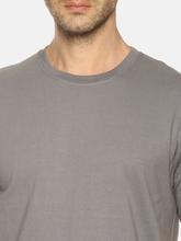 Men's solid cotton round neck T-shirt